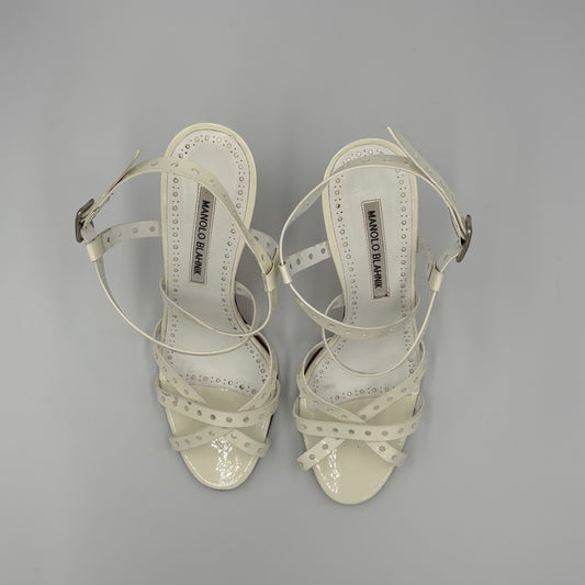 Manolo Blahnik White Patent Leather Eyelet Heel - EU 39