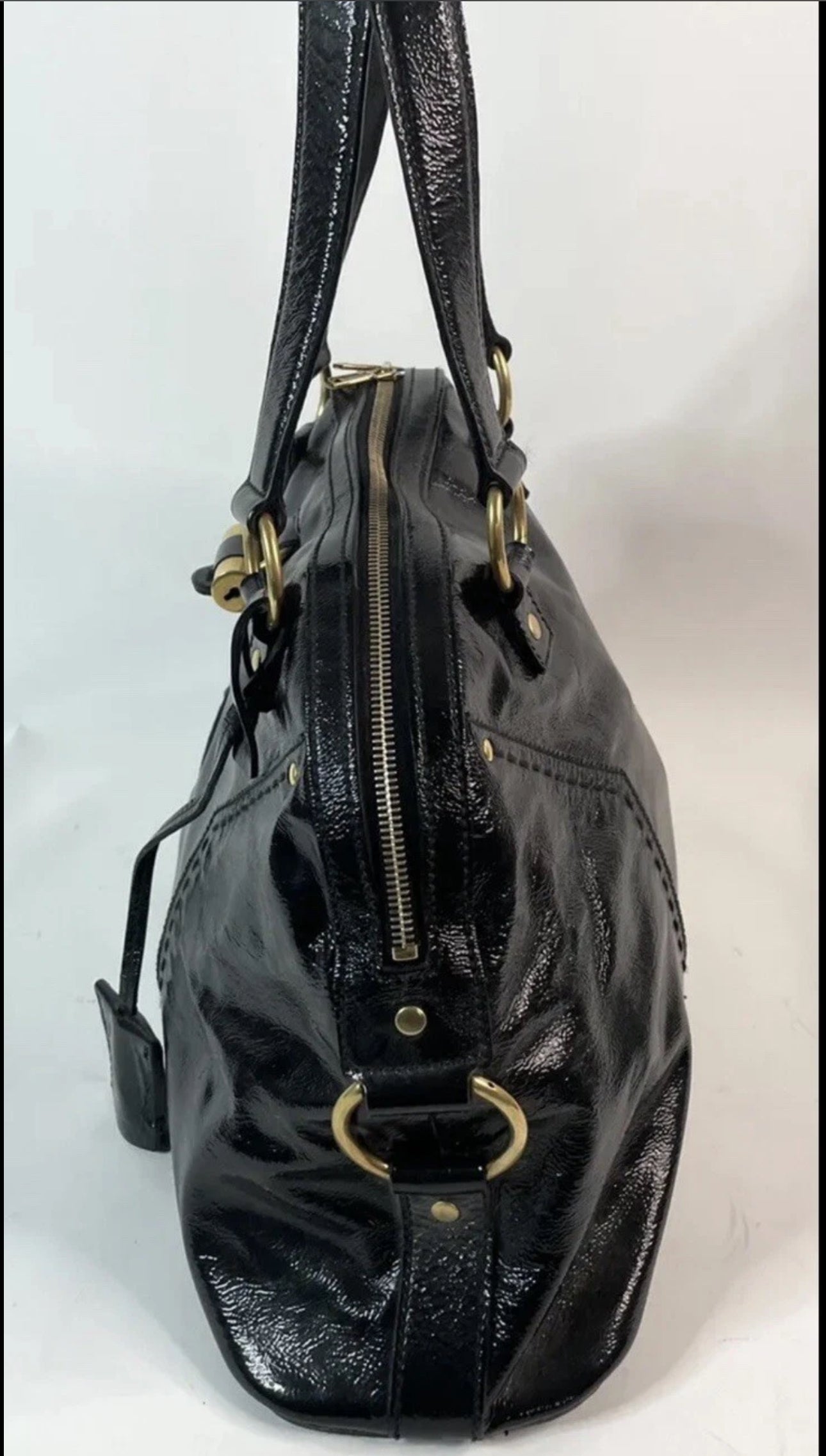 YSL Muse Large -vinyl black leather ￼