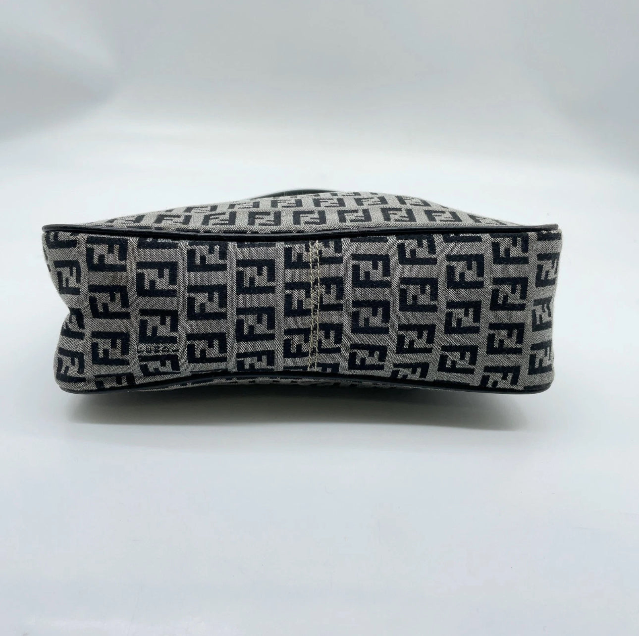 Fendi Zucca Mamma bucket canvas in navy shoulder w/dustbag