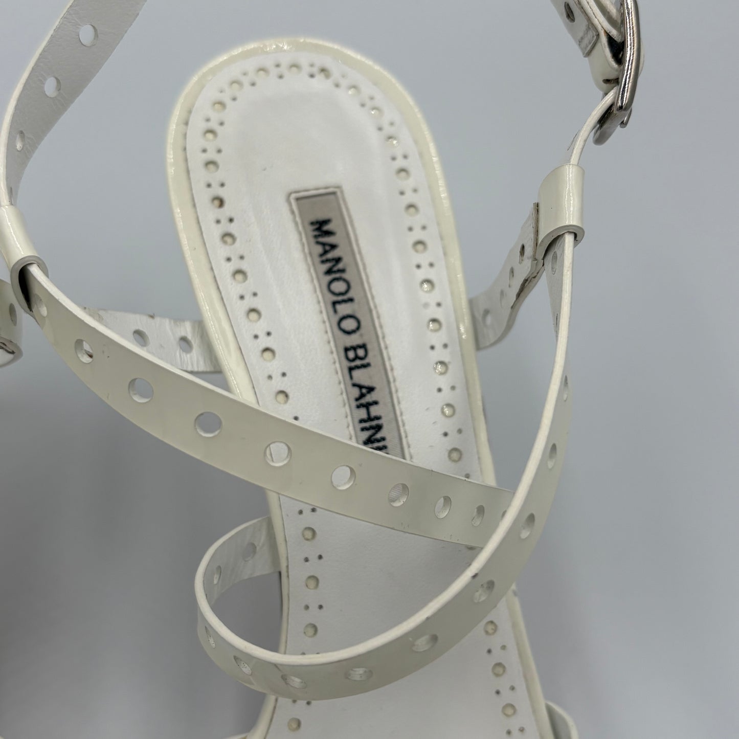 Manolo Blahnik White Patent Leather Eyelet Heel - EU 39